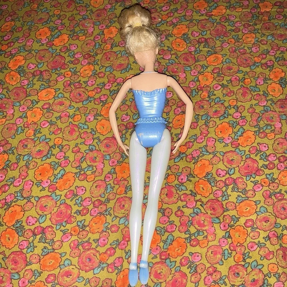 Barbie Disney Princess Ballerina Doll Cinderella 2012